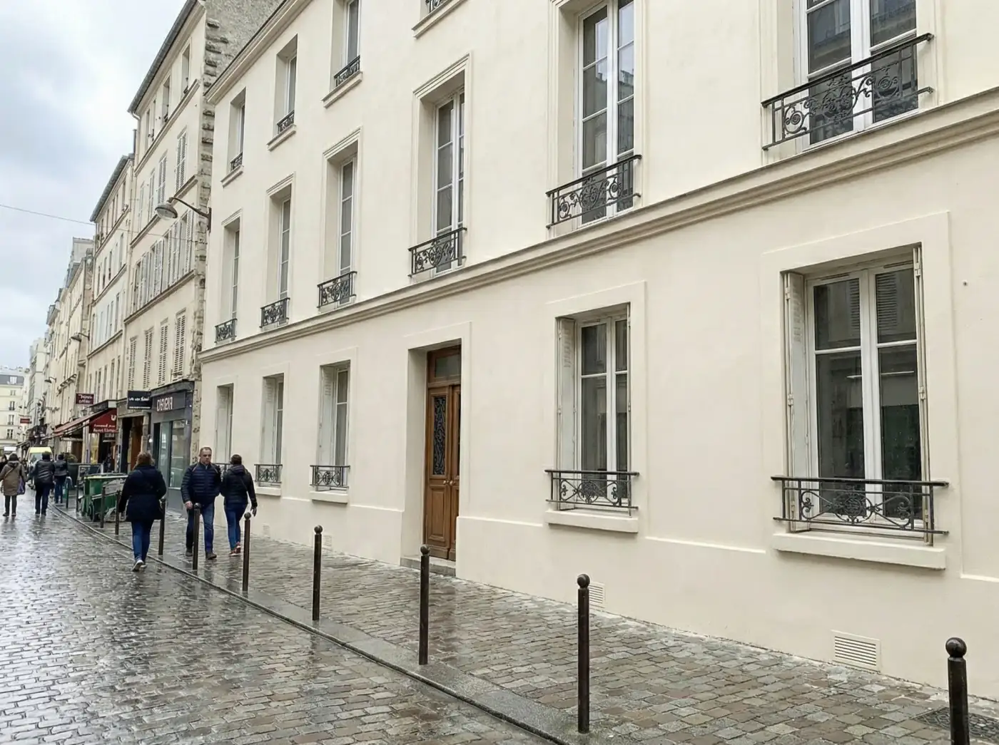 Ravalement façade Saint-Denis - Après travaux de peinture par La Francilienne de Peinture